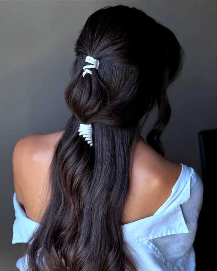 coiffure simple femme cheveux bruns et longs mariage
