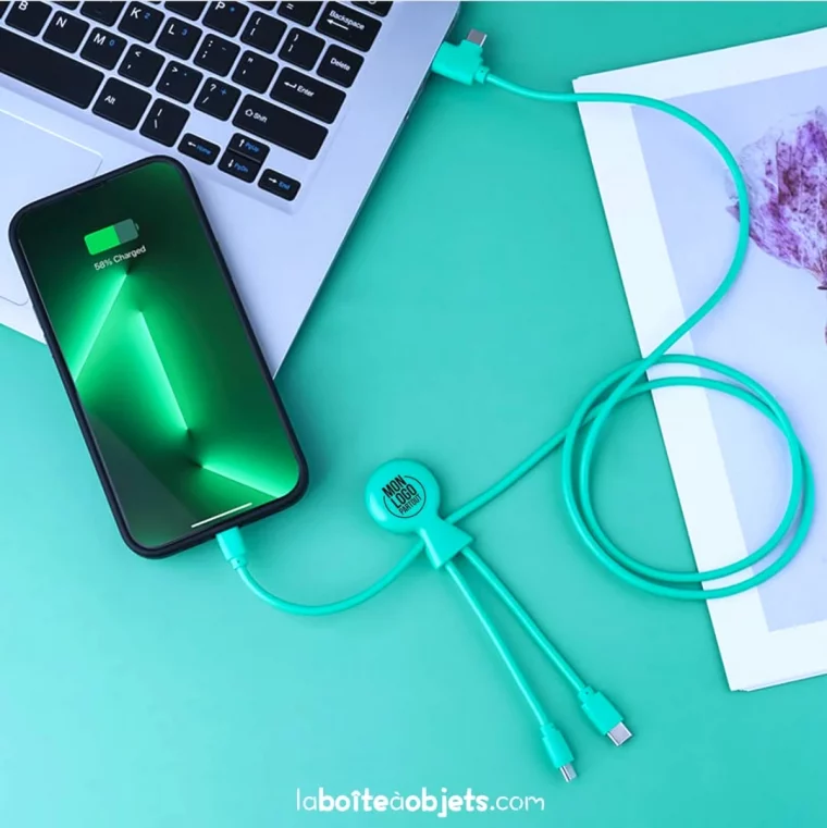 idees de goodies personnalisables un fil pour charger le telephone et l ordi