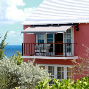 terrasse balcon vue mer meuble e