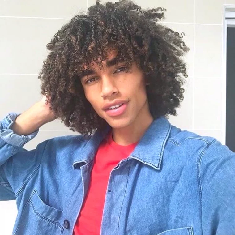 coupe de cheveux ado tendance cheveux boucles