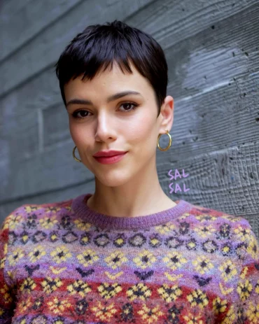 coupe de cheveux pixie coupe rajeunissante femme tendance 2025