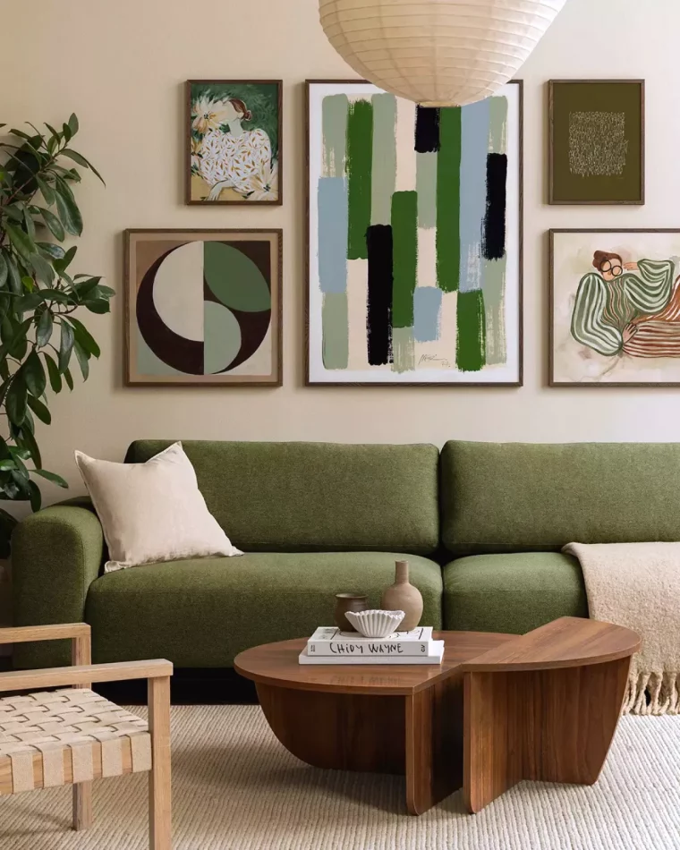 idee de deco d interieur avec des tableaux couleur verte