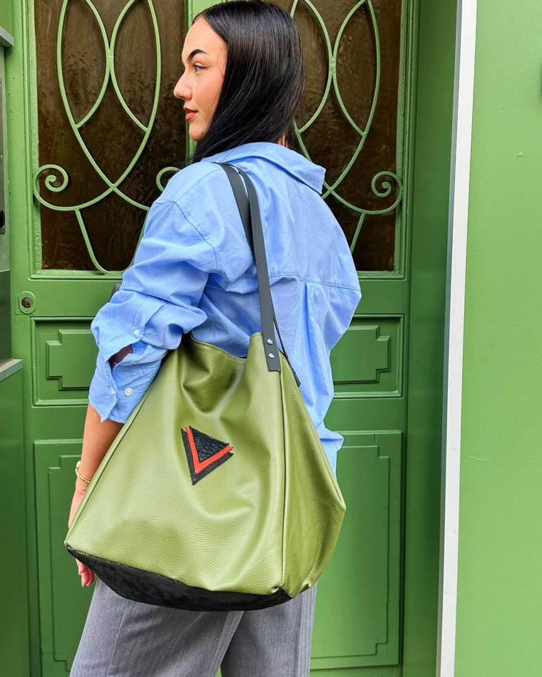 idees de tenues de look avec un sac xxl vert