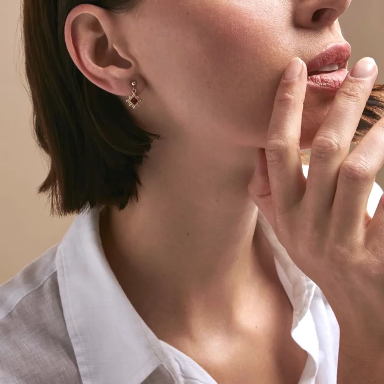 la signification des boucles d oreilles