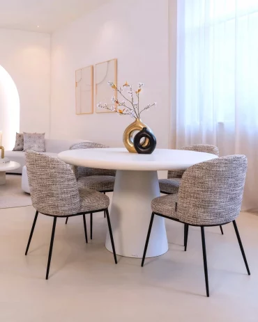 pourquoi choisir des meubles design table avec 4 chaises