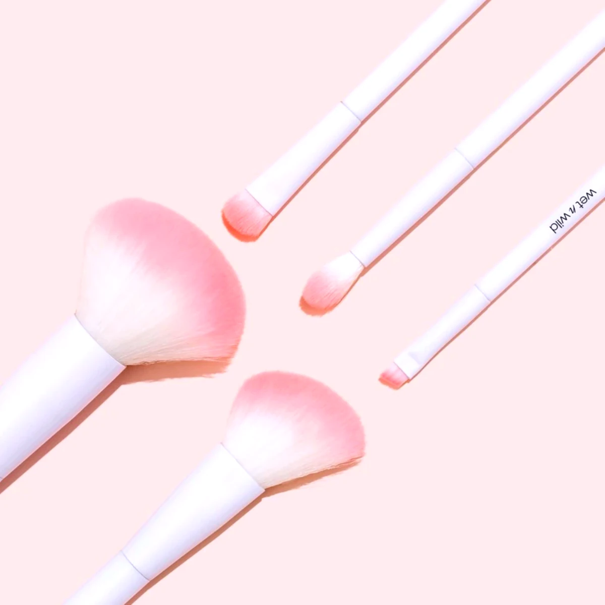 comment choisir mon pinceau de maquillage blush