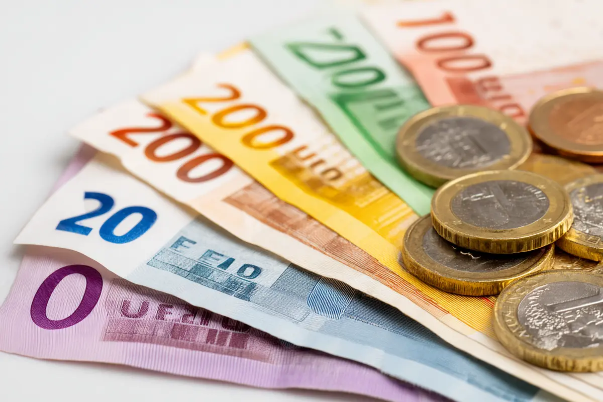 gyrer son argent la cly de la liberty financiyre