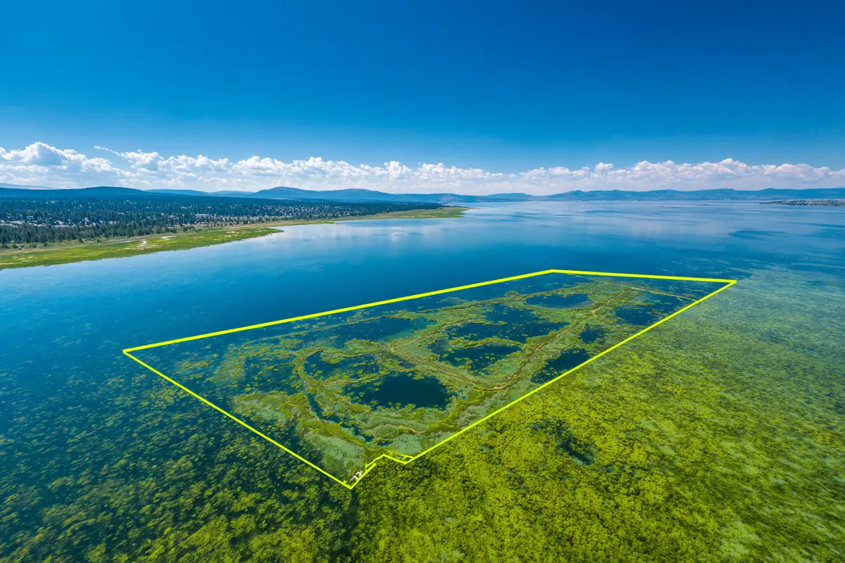 un lac entier disparayt en une nuit au canada