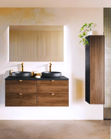 salle de bain moderne avec du bois grand miroir