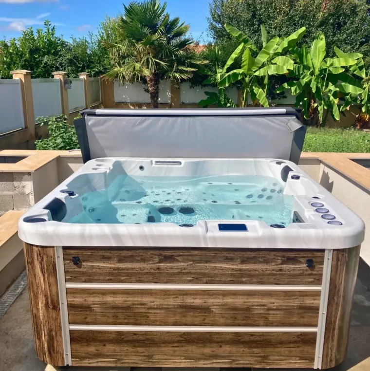batch pourquoi installer un spa rigide chez soi
